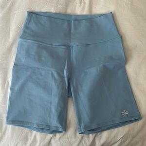 Like NEW Alo Yoga Biker shorts in blue skies in M
